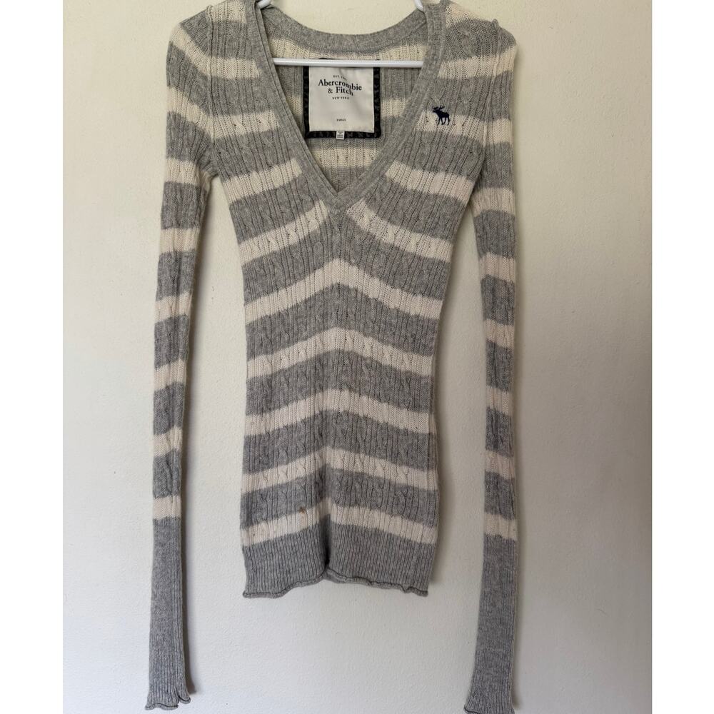 Abercrombie & Fitch Vintage Y2K Babydoll Striped V Neck Women’s Sweater Size S